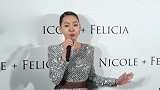 小S为蔡依林送花篮，“巨星Jolin”字样小到看不见