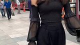 为了省钱宁愿走路回酒店
