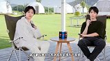 胡宇桐一身黑色休闲穿搭，搭配渔夫帽，散发着高贵的气息