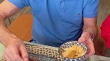 作为中国媳妇，完全没想到，居然有一天会被奥地利公婆请吃火锅他们很自豪自己也能做出地道中国菜了海外生活