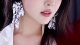 情侣居然不拍情侣照？但不过美女身材是真的好！美女摄影 六六酱
