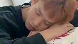 室友上课睡着了我要督促他好好学习