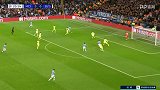 第21分钟曼城球员京多安射门 - 击中门框