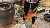 酒店做烧腊的男子，回村里却烧鸡烧糊了