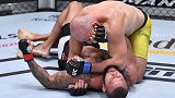 宝刀不老！41岁谢叔裸绞降服桑托斯 UFC五连胜剑指冠军战