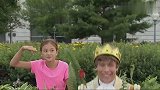 国外恶搞，小妹子的善良让童话中的王子复活在眼前