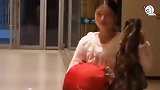 爆笑：这年头妹子都很主动，男孩子可得长点心了