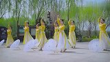 美女们一个个闭月羞花！绝美古风伞舞，如沐春风的气质！