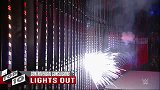 WWE-16年-WWE十大争议结尾 送葬者被安格锁住拍地求饶-专题