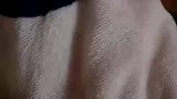 男子凌晨一点醒来，竟发现老婆正在熬夜追剧！