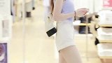 这么完美的身材和颜值，是男生都喜欢吧！