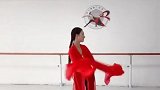 水袖就是这么甩的看小姐姐的这个动作，简直就是种享受！