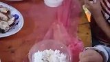 吸取网友们的经验，吃席分到和小孩坐一桌