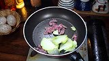 牛肉炒什么菜最搭，我认为牛肉炒佛手瓜最搭