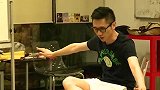 名嘴主持跨界话剧 “贴身自曝”电视圈内幕