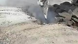 挖掘机钻地，根本没有任何难度