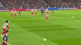 实拍亚马尔1v2突破送助攻 帮助巴萨打破僵局