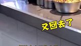 安徽一 高校食堂惊现老鼠在柜台溜达 校方：已停业整顿，不会有食品安全的问题