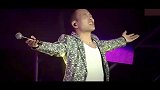 2019被乞丐一夜唱红的情歌，终于找到原唱了，万人合唱太惊艳