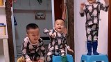 家有三胞胎儿子，这才叫无敌摇啊，妈妈在旁边笑晕了