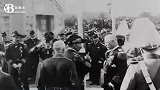 一战德国珍贵录像，德皇威廉二世检阅军队，后面跟着贵族