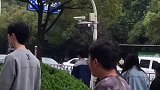 天啊这个灰衣服的男生简直就是女孩子的理想型啊，也太可了吧……
