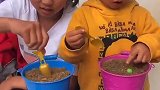 七彩童年：姐姐种的大辣椒