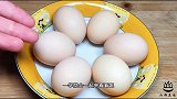 每次去饭店吃荷包蛋都那么完美，原来是这么做的，看完快学一学！