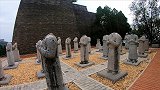 陕西咸阳乾陵，武则天墓前立有61个雕像，原来身份都不一般啊！
