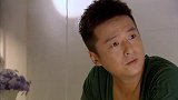 美女忘带钥匙，直接去小伙家住，谁知竟看见小伙这样温柔细心的一面
