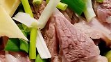 想知道如何做扒羊肉吗，我已经忍不住了火山美食
