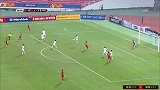 越南发起猛攻短传渗透 频频攻势阮仲雄门前怒射稍稍偏出