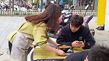 李子柒螺蛳粉 看花妞手足无措的样子，你们应该不会遇到这样的事吧 美食 好吃 剧情