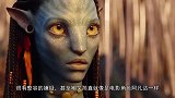 李小璐晒近照表达秋意，却惨遭网友质疑整容：鼻梁太假像阿凡达