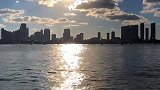 天水接冥，一角西南白。欲渡浣花溪，远梦轻无力。