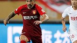 极速纵览-拉维奇造两球赵旭日染红 华夏2-0权健完成赛季双杀