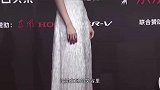 年度盛典生图:肖战秀侧脸杀,李现显总裁范儿,女星白得发光