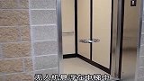 无人机悬浮在电梯中，电梯移动时无人机会跟着移动吗