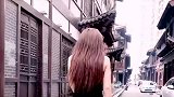 这女儿真不能要了，花着老爸的钱还惹老妈生气，谁要谁领走