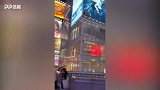 集训后放松笑不拢嘴 卓尔外援埃弗拉和姆比亚兴奋大阪一日游