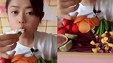 小可爱美女直播吃果蔬脆，一口下去超爽，向往的生活