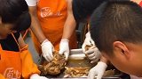 富在深山有远亲，穷在闹市无人问！加油