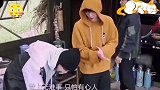 张艺兴花式带杨紫兜风，下意识动作甜到齁，我嗑的CP是真的！