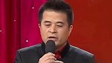 62岁毕福剑现身饭局 头发凌乱显邋遢 跟舞台上判若两人