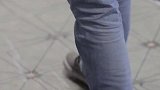 能“救命”的地毯，只要有人摔倒，就会立刻发出警报通知家人，特别适合独居老人国潮科技