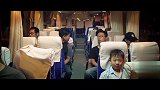 劫匪智商堪忧，本来想打劫学生，结果还赔了个钱包