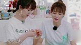 贾玲“坐”杨紫腿上，杨紫问贾玲可以成为朋友了吗？