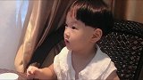 都说女儿是爸爸的小情人，看这小情人是如何教训爸爸的，真有意思