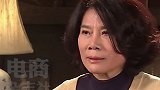 被问及在公司里谁掌握着约束你权力的钥匙，董明珠 称主要通过两个方面。