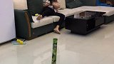 给睡懒觉的老公一个小教训